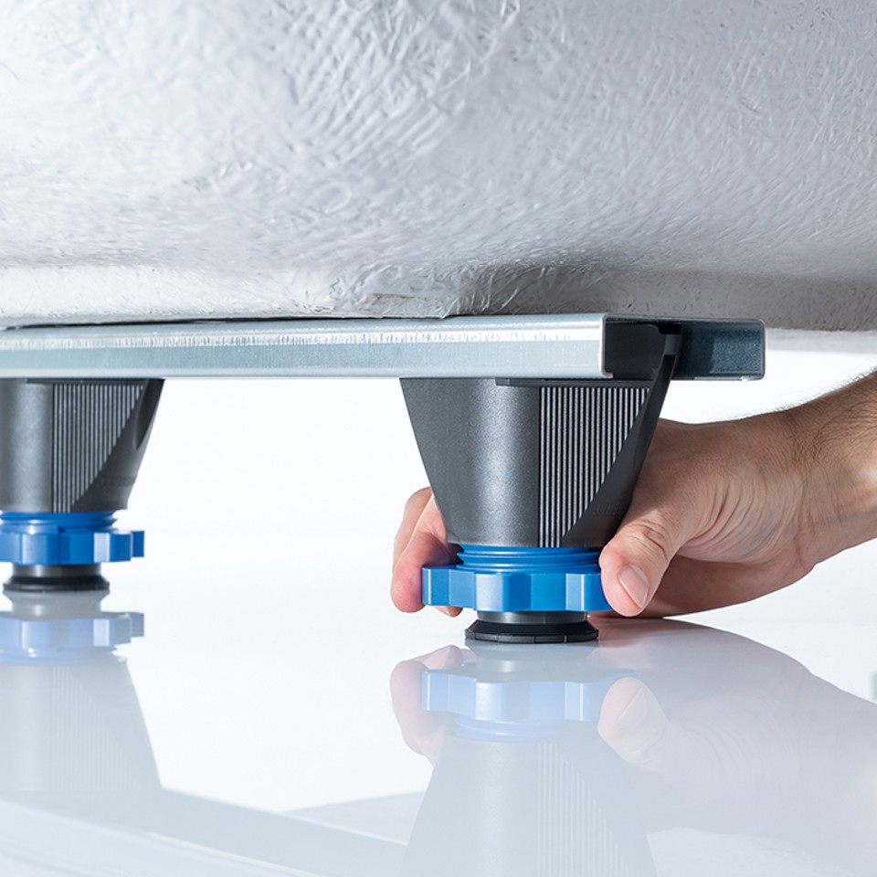 Bathtubs including inlet and drain assemblies Geberit Southern Africa