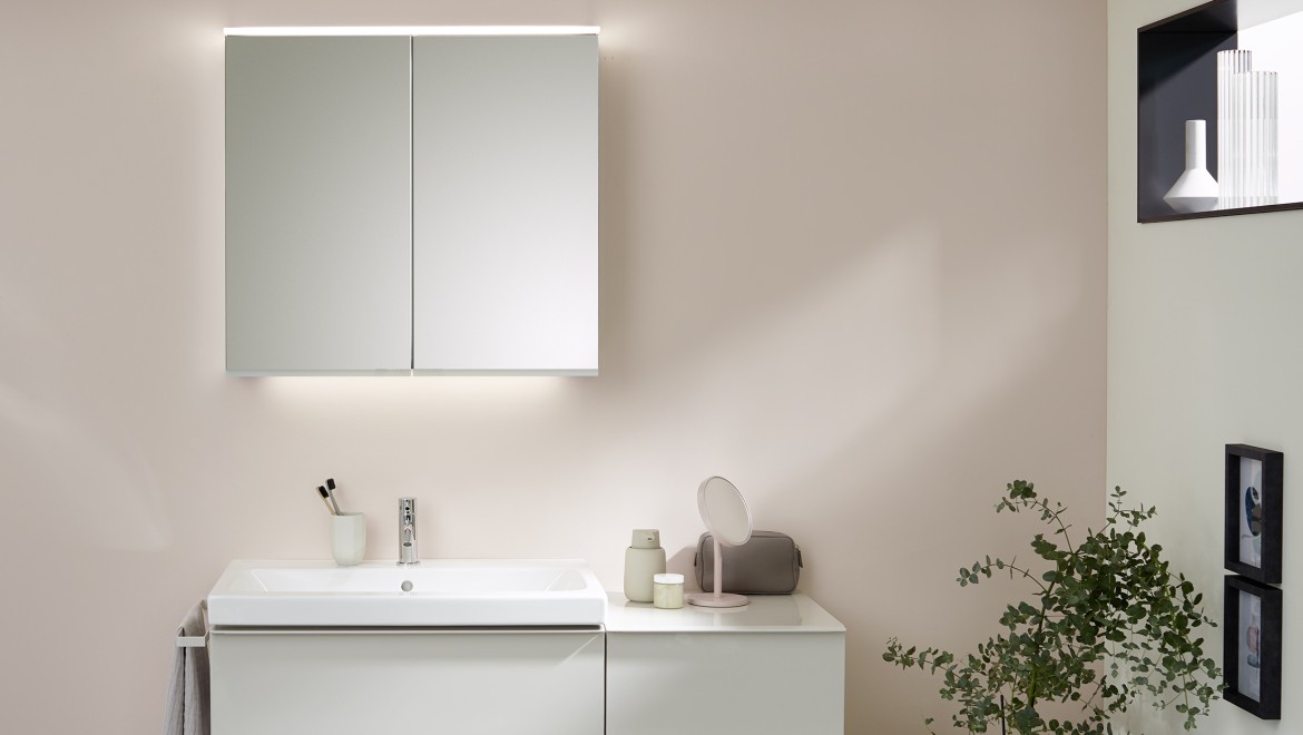 iCon bathroom series with Option Plus mirror cabinet