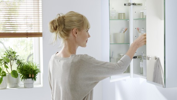 The Geberit Option mirror cabinet offers plenty of storage