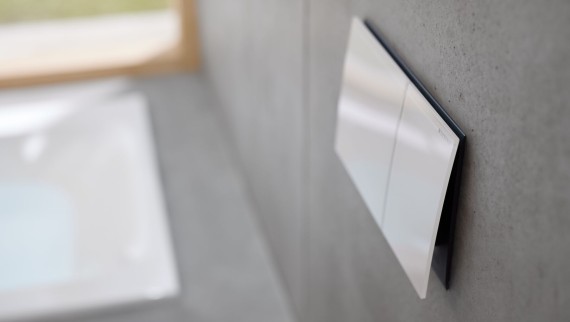 Geberit Sigma70 in white glass Geberit Sigma70 in white glass