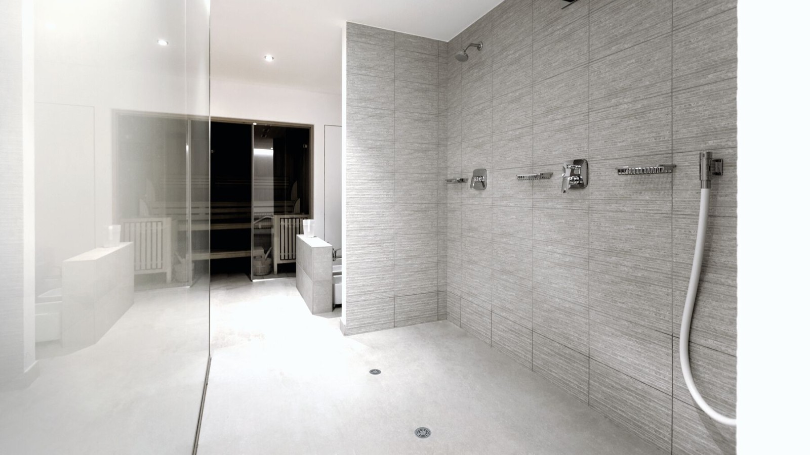 Semipublic sanitary room with Geberit vinyl (PVC) shower floor drain