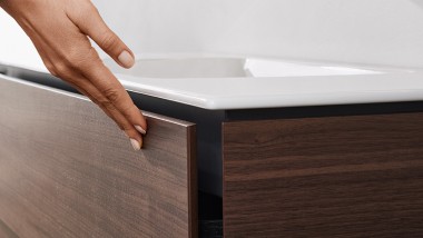 Geberit washbasin with space-saving system