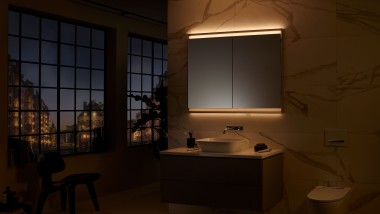 The Geberit ONE mirror cabinet with ComfortLight