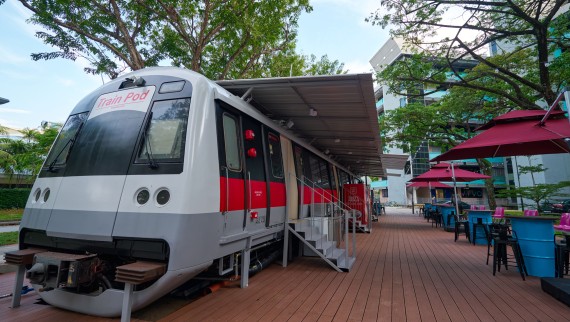 Train Pod Hotel in Singapore (© Watson Lau) Train Pod Hotel in Singapore (© Watson Lau)