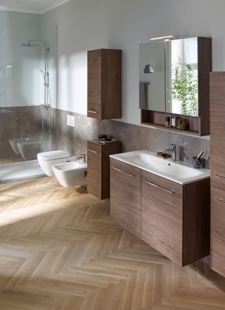 Selnova bathroom with two washbasin including washbasin cabinets and low cabinet. Selnova bathroom with two washbasin including washbasin cabinets and low cabinet.