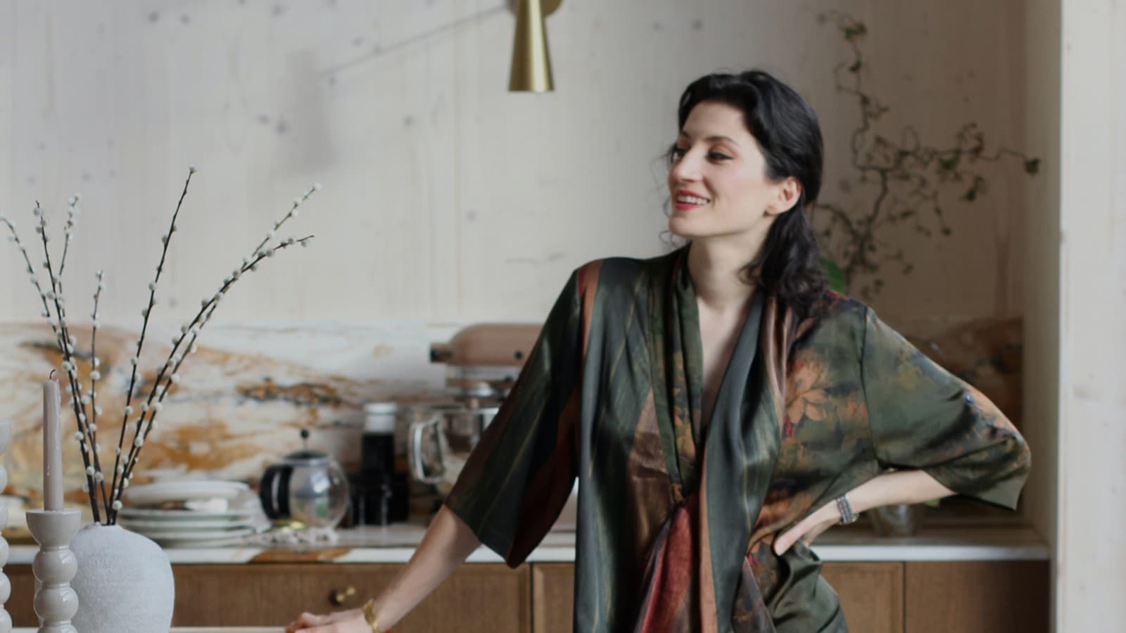 Interior expert and designer Büşra Qadir (© Büşra Qadir) Interior expert and designer Büşra Qadir (© Büşra Qadir)