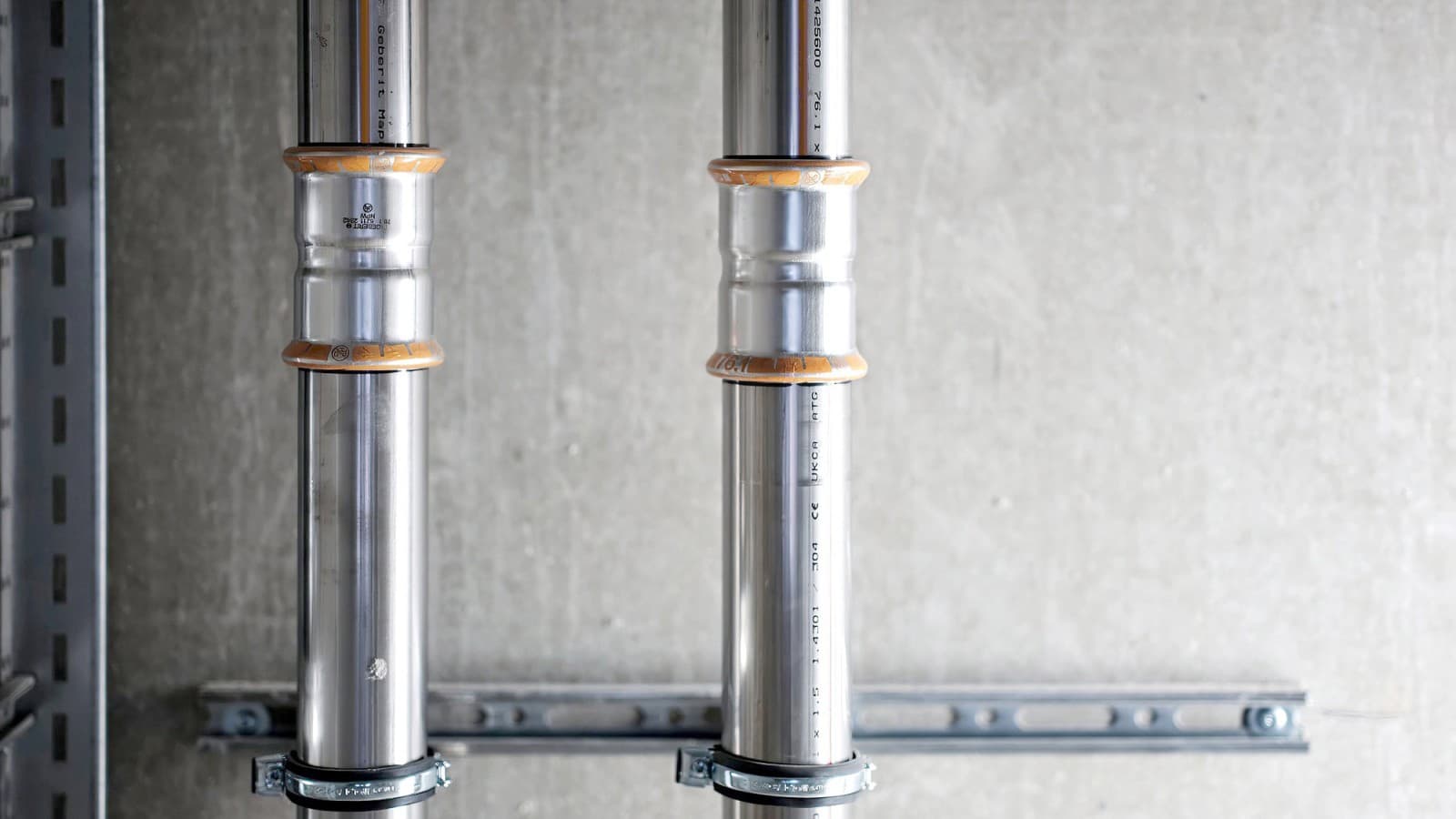 Heating installations and compressed air applications with Geberit Mapress Therm Heating installations and compressed air applications with Geberit Mapress Therm