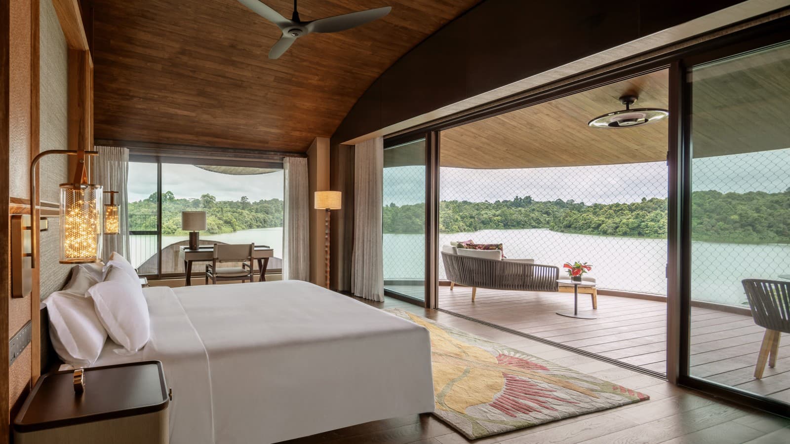 The seed pod houses offer views of water features and the jungle (© Banyan Tree)